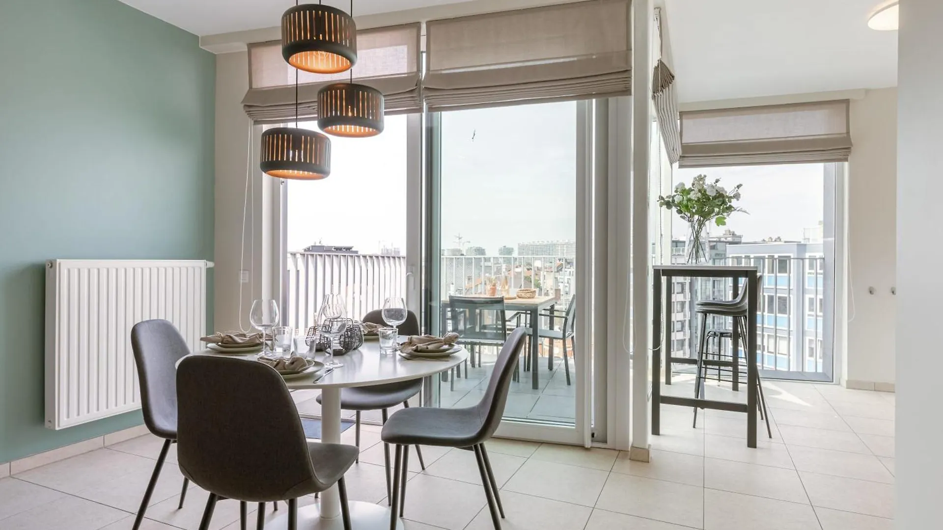 Huswell - Cozy Seaside Apartment With Terrace In Central Oostende